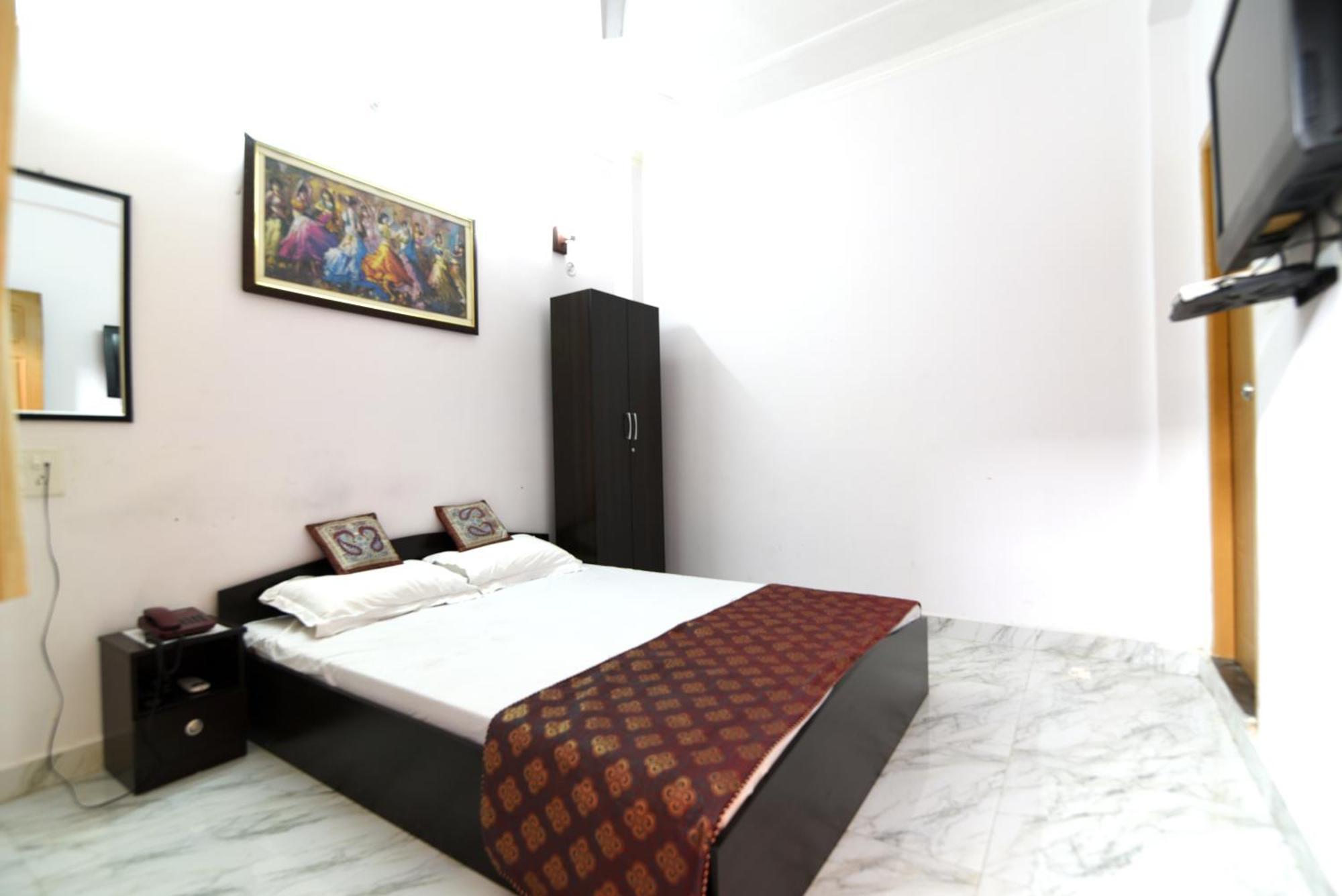 Ds Residency Varanasi-Prime Location-Parking Εξωτερικό φωτογραφία
