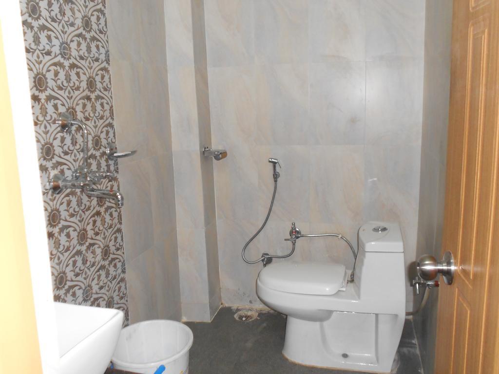 Ds Residency Varanasi-Prime Location-Parking Εξωτερικό φωτογραφία